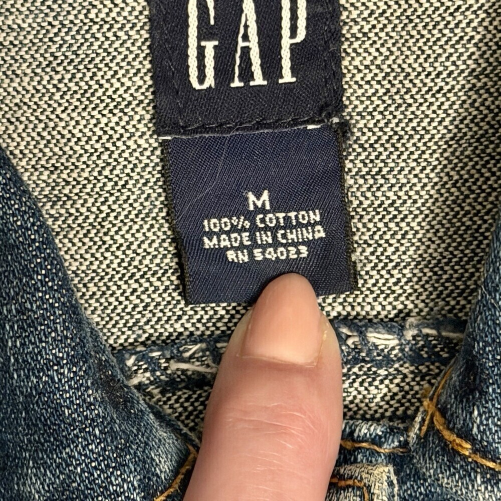 Gap Women’s M Denim Trucker Jacket Classic Flap Pockets Medium Wash Jean - Picture 4 of 9